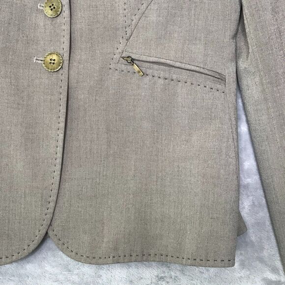 Tahari Blazer Womens 4 Tan 3 Button Closure Zipper Pockets Brown Stitching Lined - Picture 4 of 10
